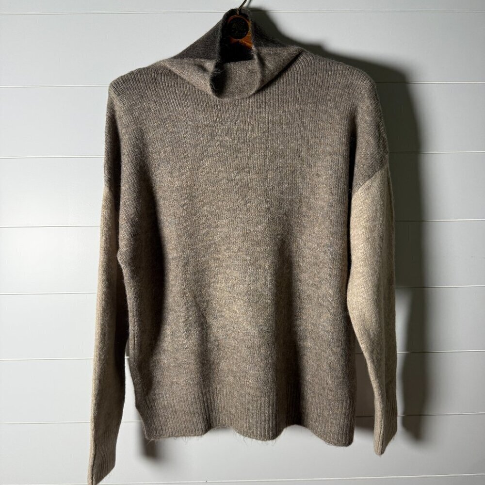Karen Kane Sweater Brown Tan Cowl Neck Size Large Cozy & Warm